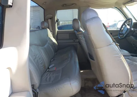 1999 Chevrolet Silverado 1500 Ls из США, поврежденный, VIN 1GCEK19T7XE233695